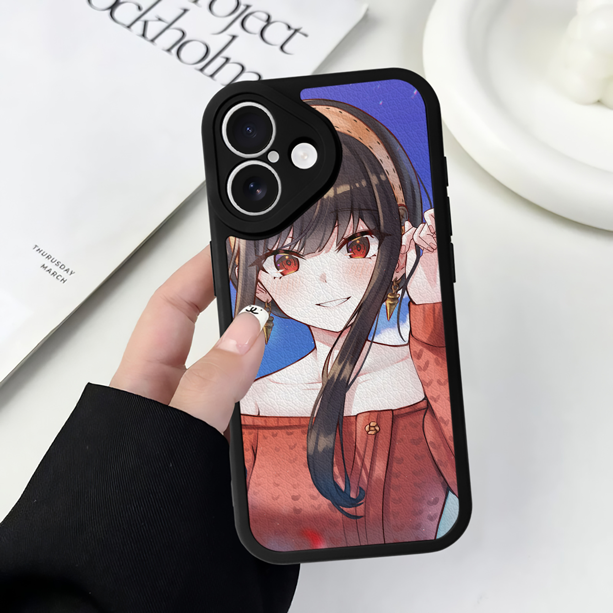 （画像用） SPY×FAMILY间谍家家酒 【iPhone 16シリーズ対応】シリコンスマホケース（レザー調） 材質：シリコン